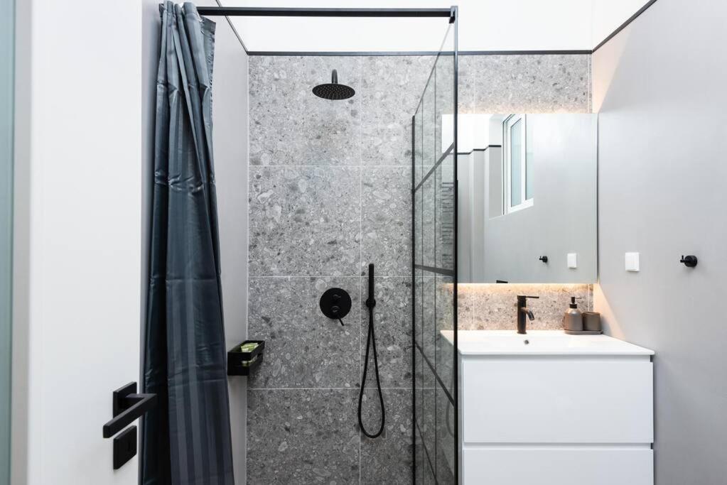 Zen Peace, Exarchia Apartment Athens Ngoại thất bức ảnh